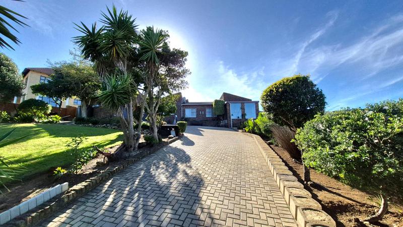 3 Bedroom Property for Sale in Dana Bay Western Cape